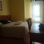 Hostal Irunako By Bossh Hotel